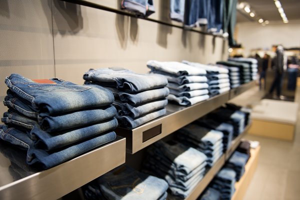 Impinj-commerce de détail-inventaire-gestion-jeans